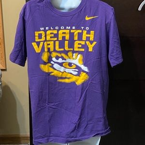 Nike Welcome to Death Valley T size M
